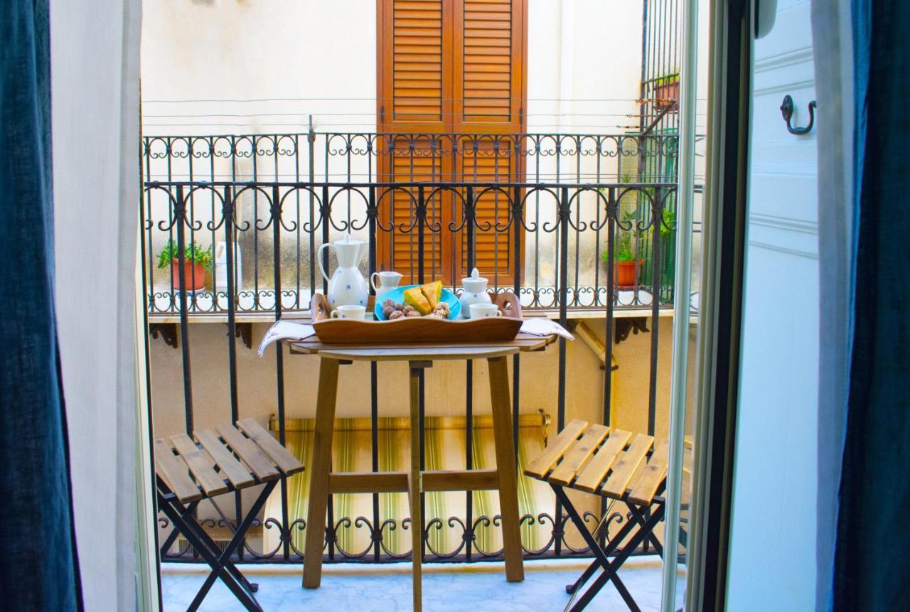 Porto Salvo Apartments - By Vacation Service Cefalù Extérieur photo