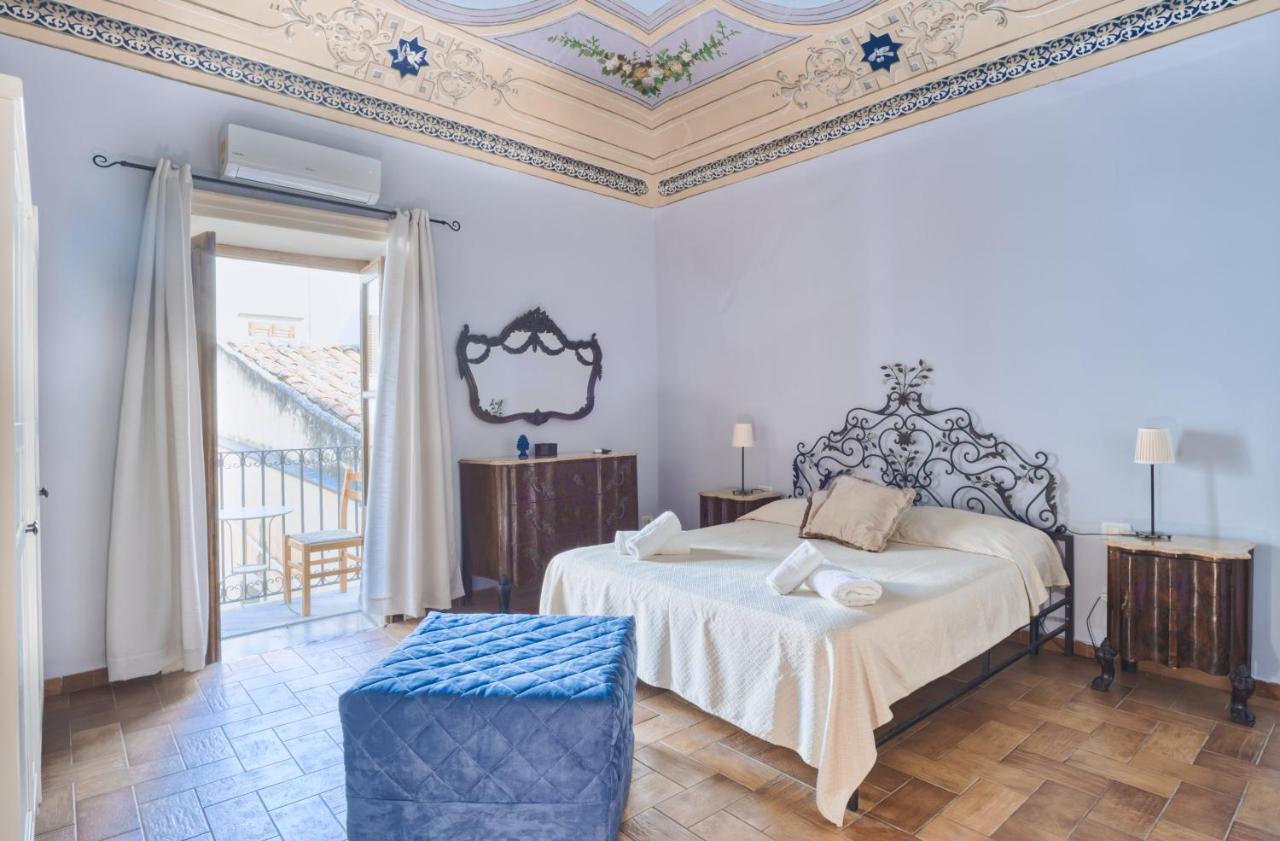 Porto Salvo Apartments - By Vacation Service Cefalù Extérieur photo