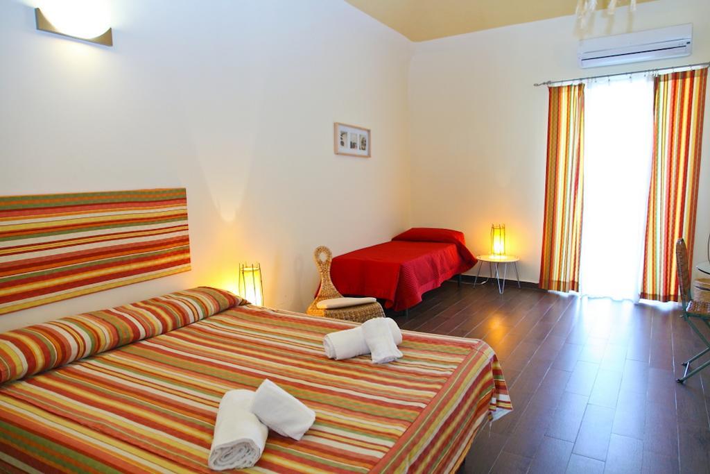 Porto Salvo Apartments - By Vacation Service Cefalù Extérieur photo